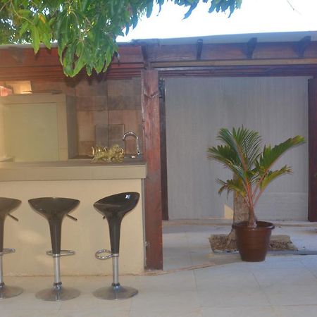 Homey Vacation And Carrental Willemstad Esterno foto