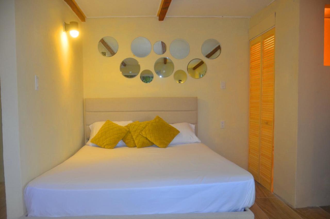 Homey Vacation And Carrental Willemstad Esterno foto