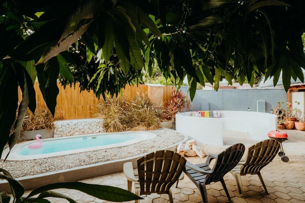 Homey Vacation And Carrental Willemstad Esterno foto